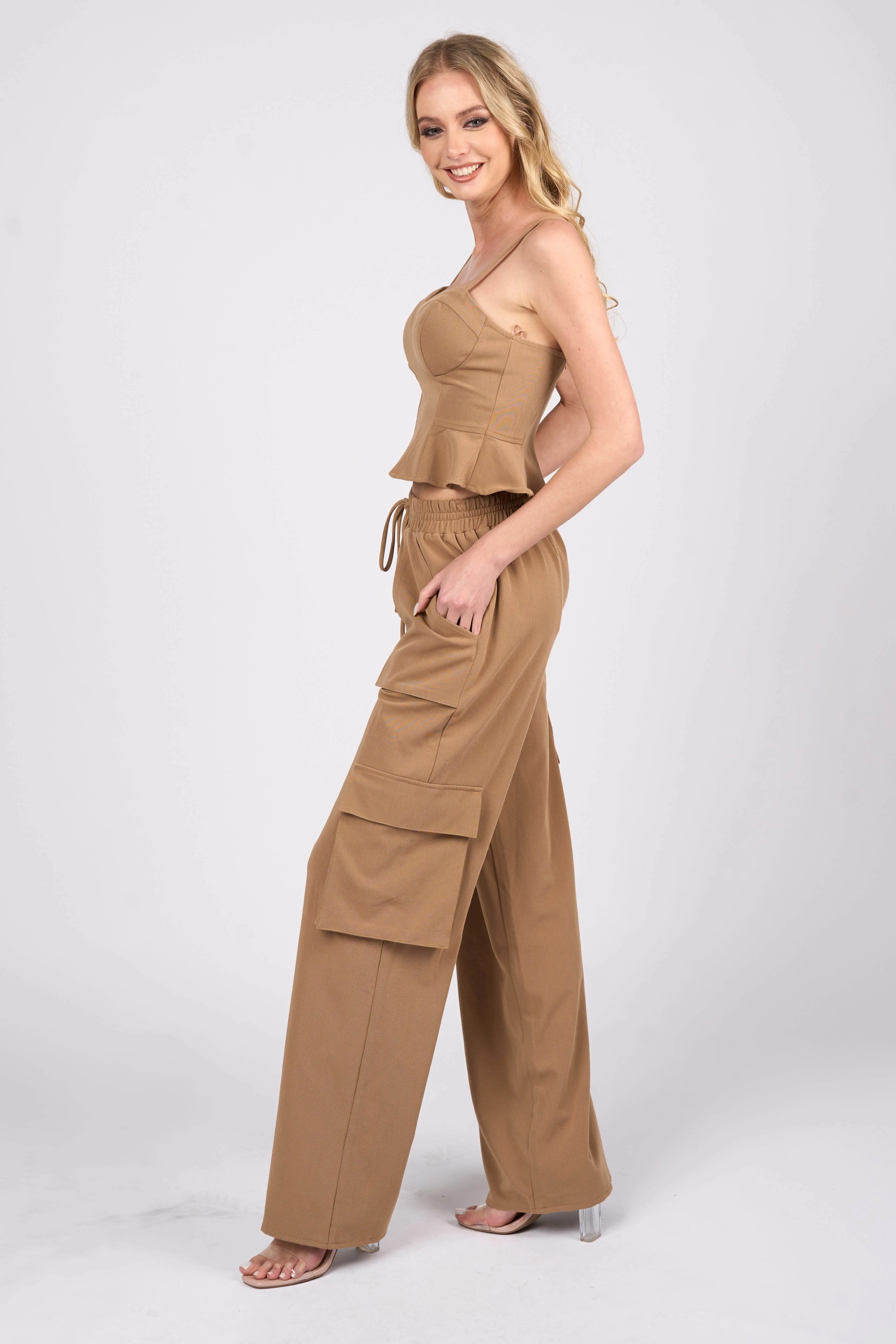 CHIC SWEETHEART CAMI TOP & CARGO PANTS SET