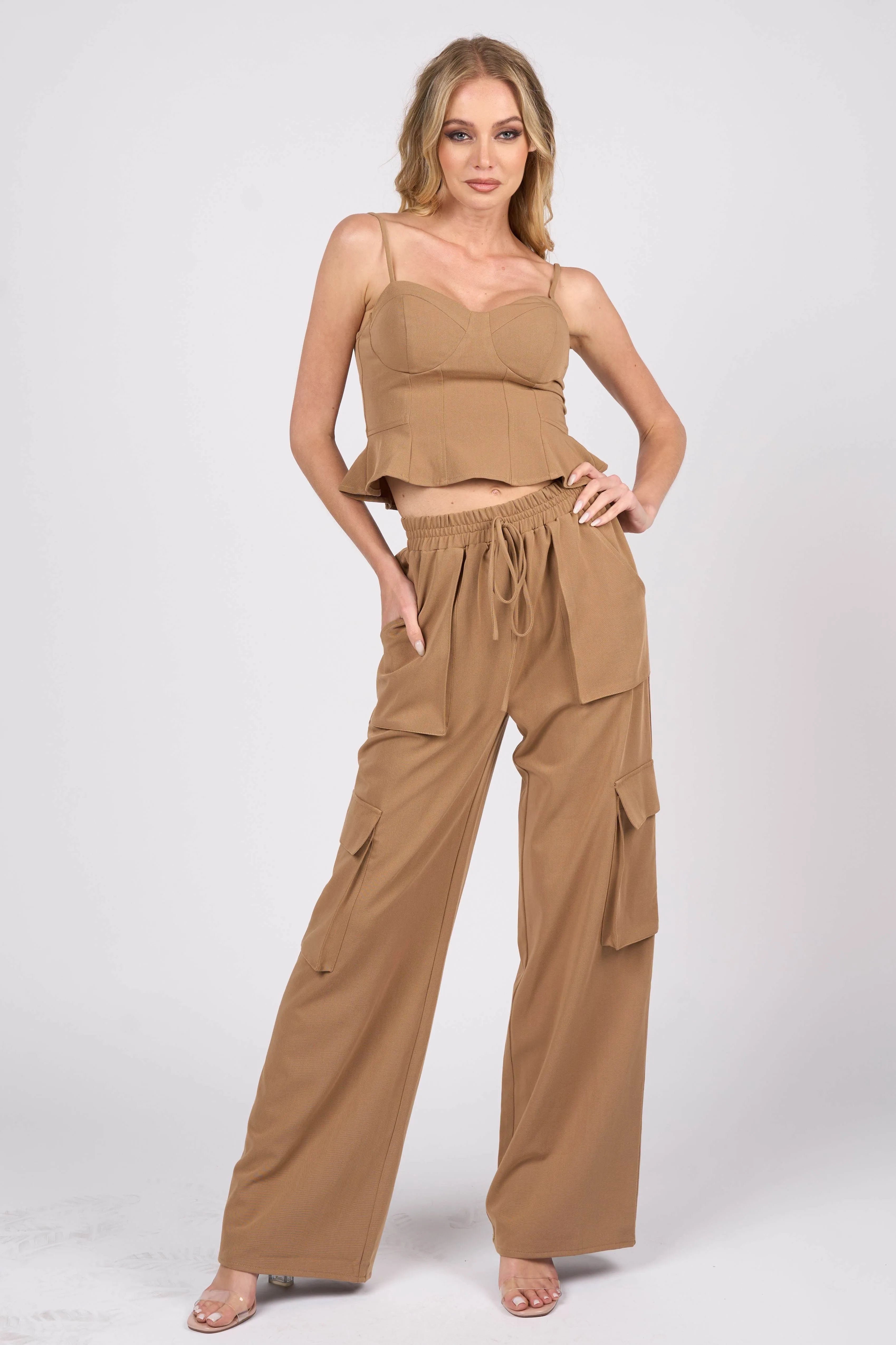 CHIC SWEETHEART CAMI TOP & CARGO PANTS SET