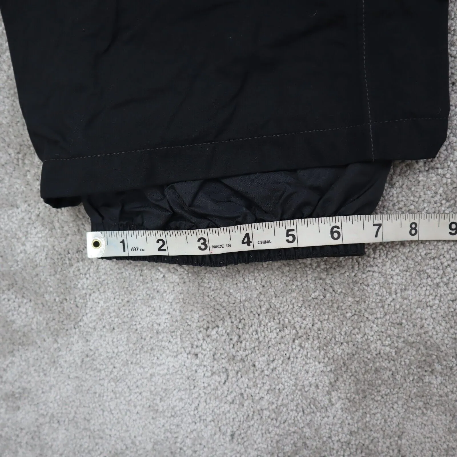 Columbia Pants Men Sz ? Black Omni-Teach Water Proof Cargo Outdoor Lightweight