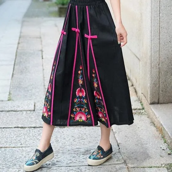 Floral Embroidery Traditional Chinese Style Pleated Expansion Skirt