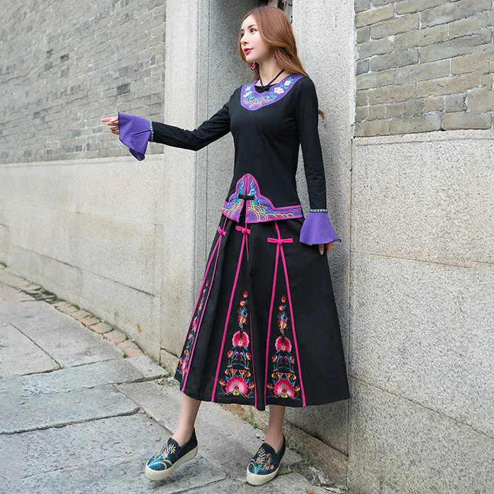 Floral Embroidery Traditional Chinese Style Pleated Expansion Skirt