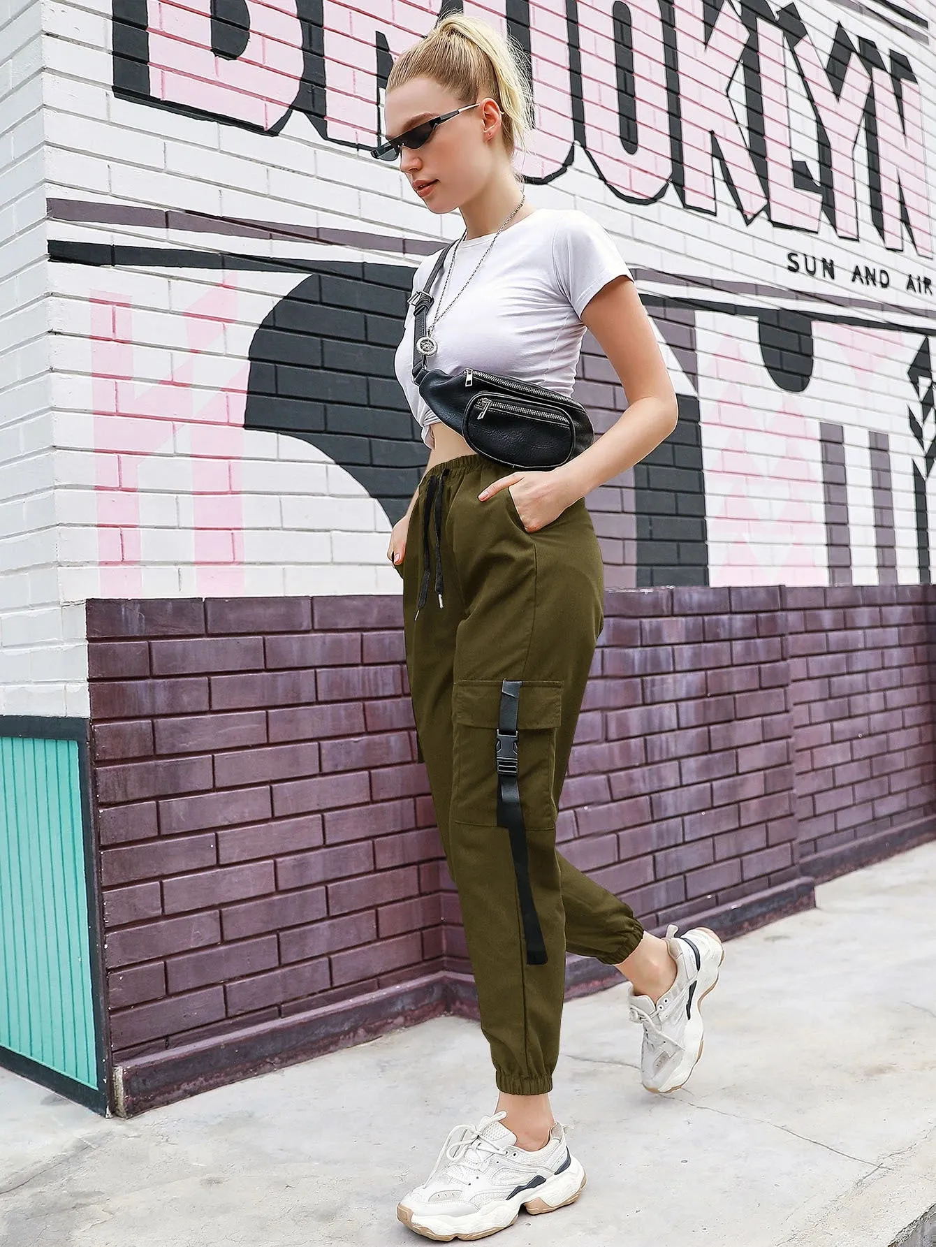 High Waist Cropped Cargo Pant