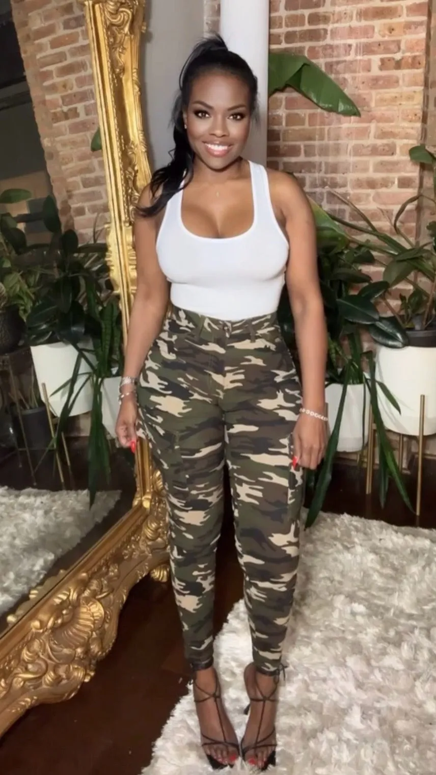 High Waist Stretch Camo Cargo Pants