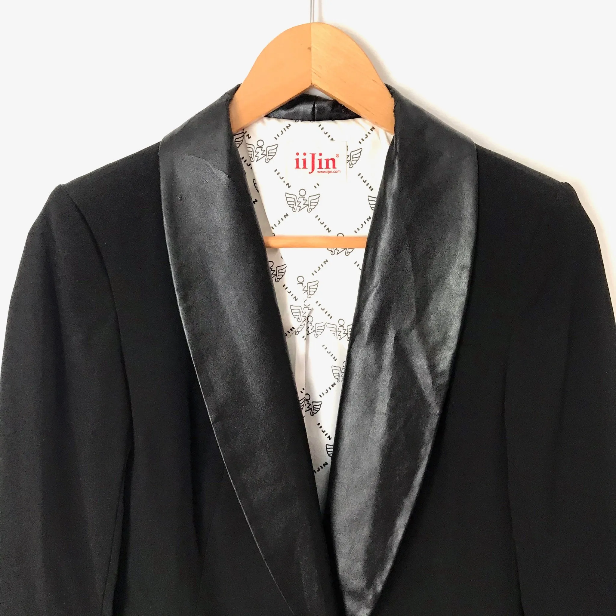 iiJin Black Blazer- Size 2 (see notes)