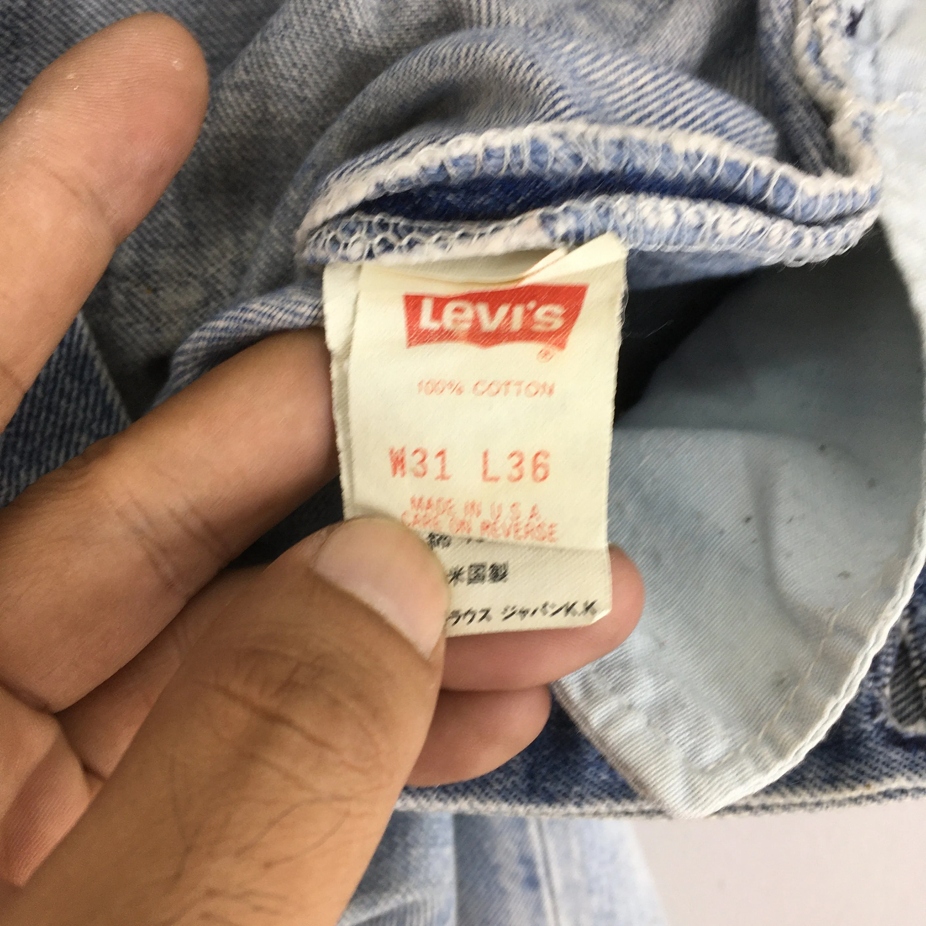 Levi's 501 Faded Dirty Light Wash Jeans Size 28x32.5