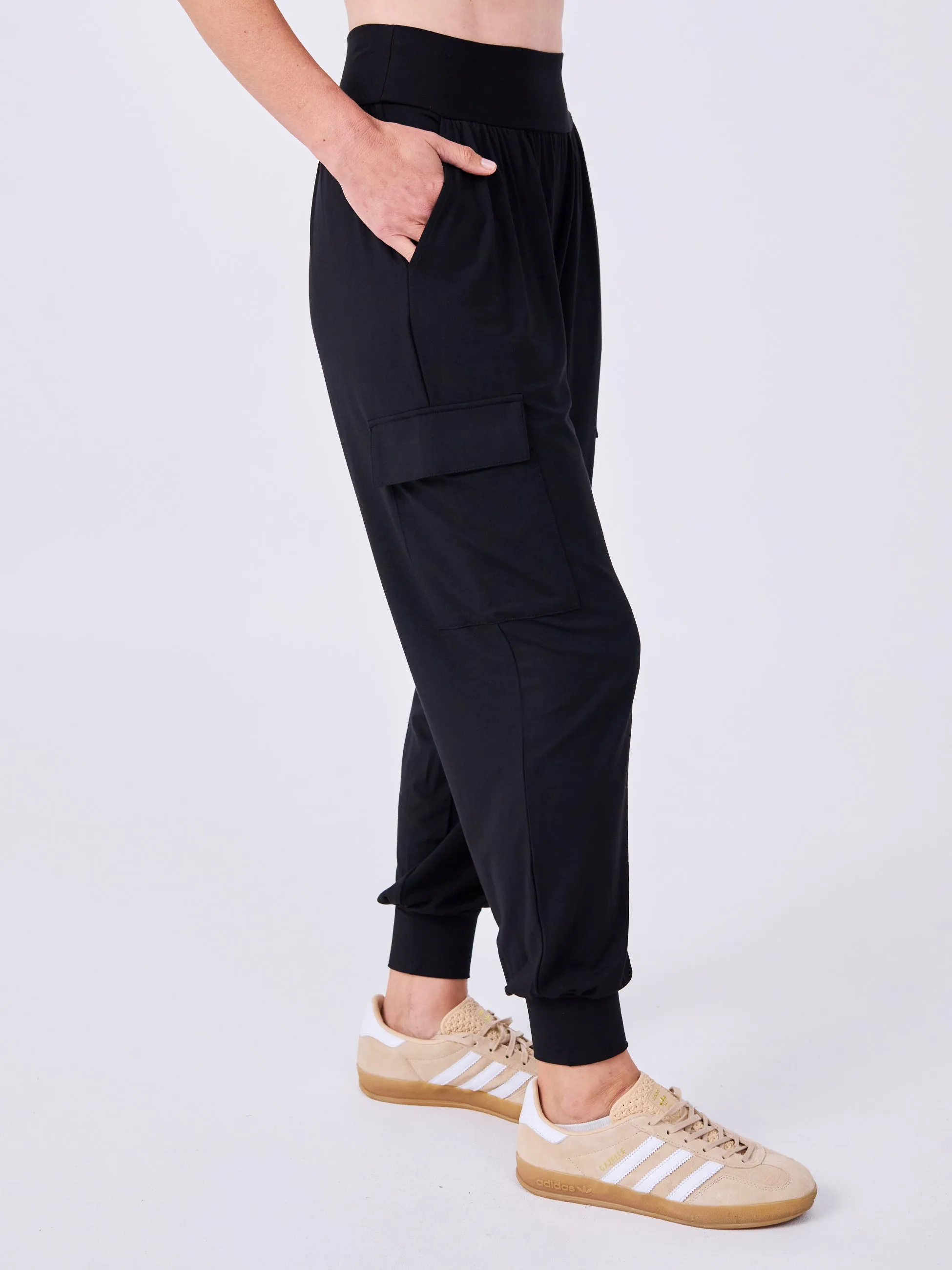 Nomad Cargo Pocket Pant - Black