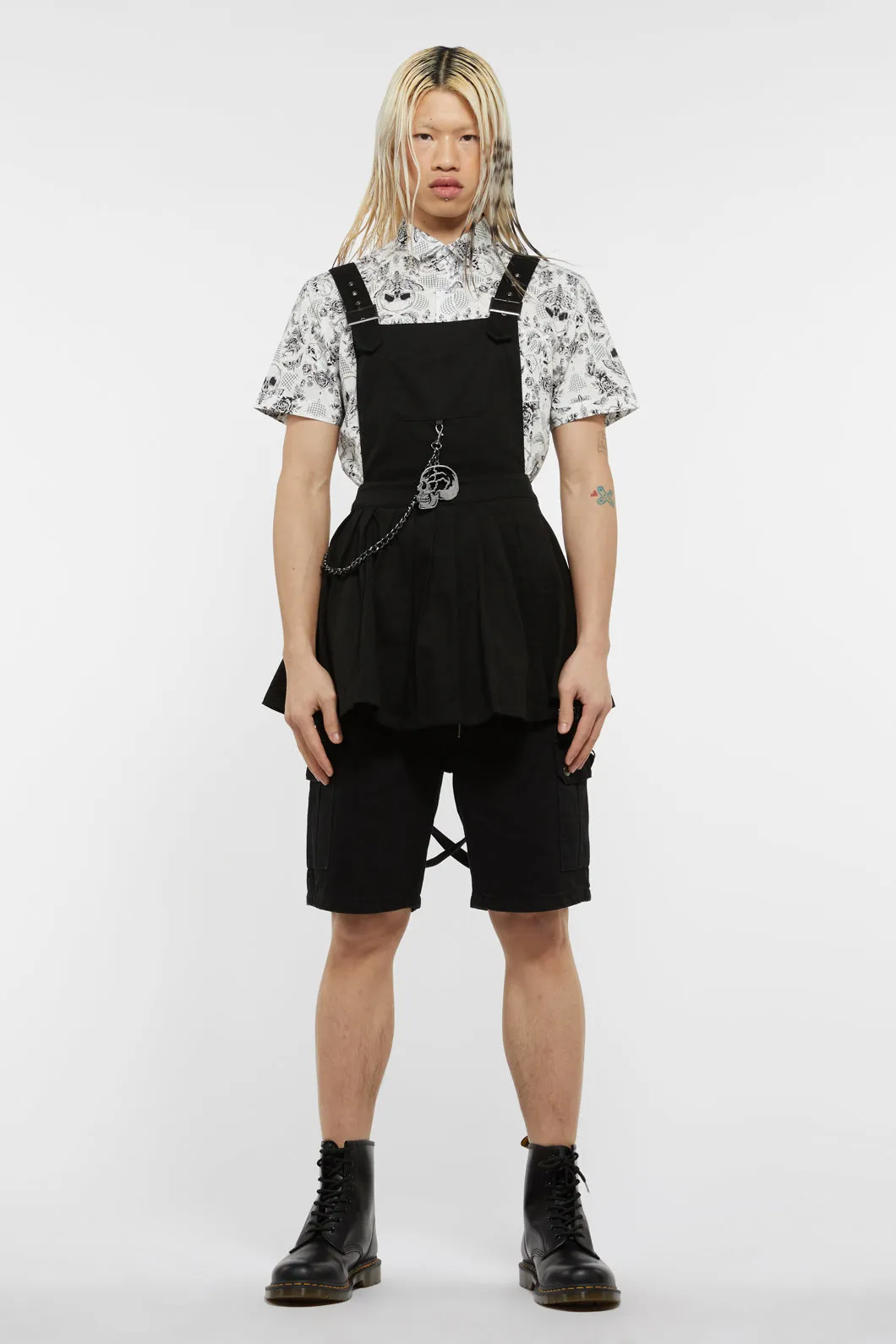 Pleated Pinny Skull Charm