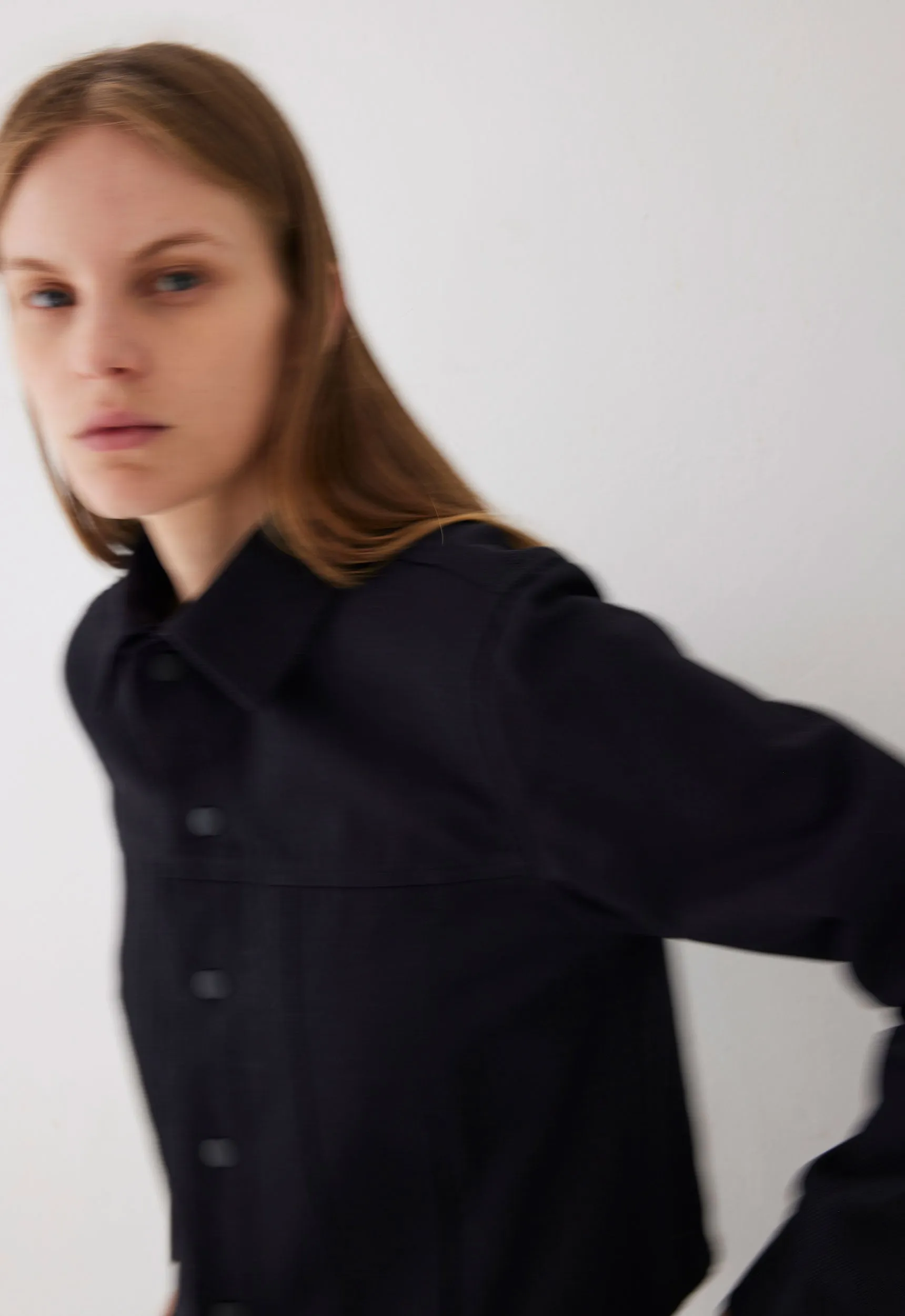 Shako Cropped Denim Jacket - Black