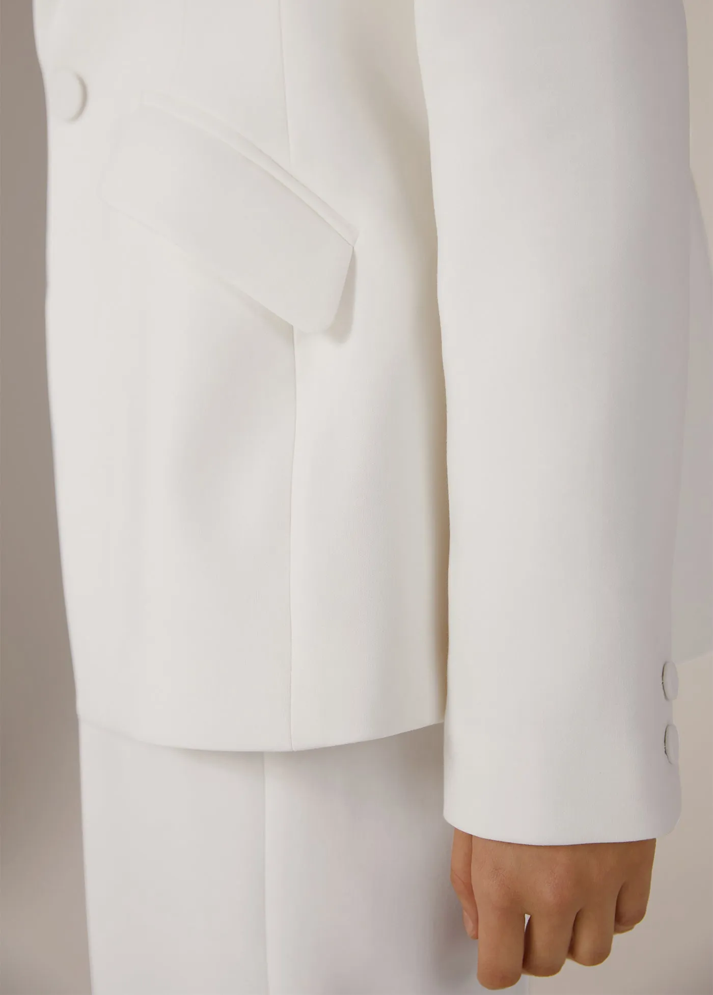 THE FAVORITE BLAZER