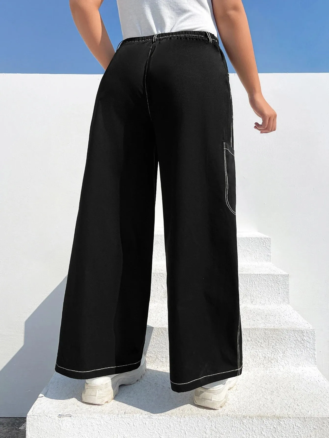 Top Stitching Flap Pocket Cargo Pants