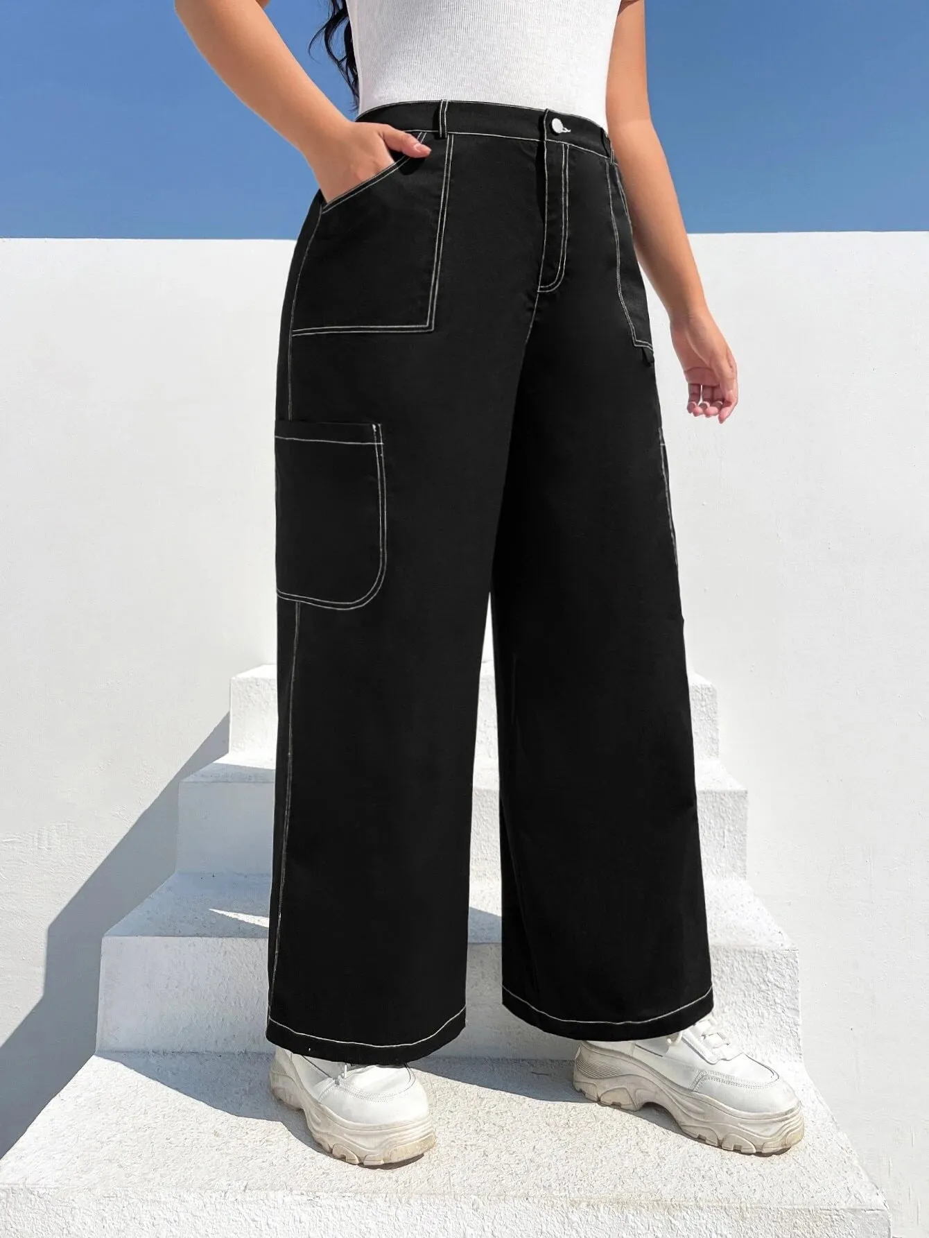 Top Stitching Flap Pocket Cargo Pants