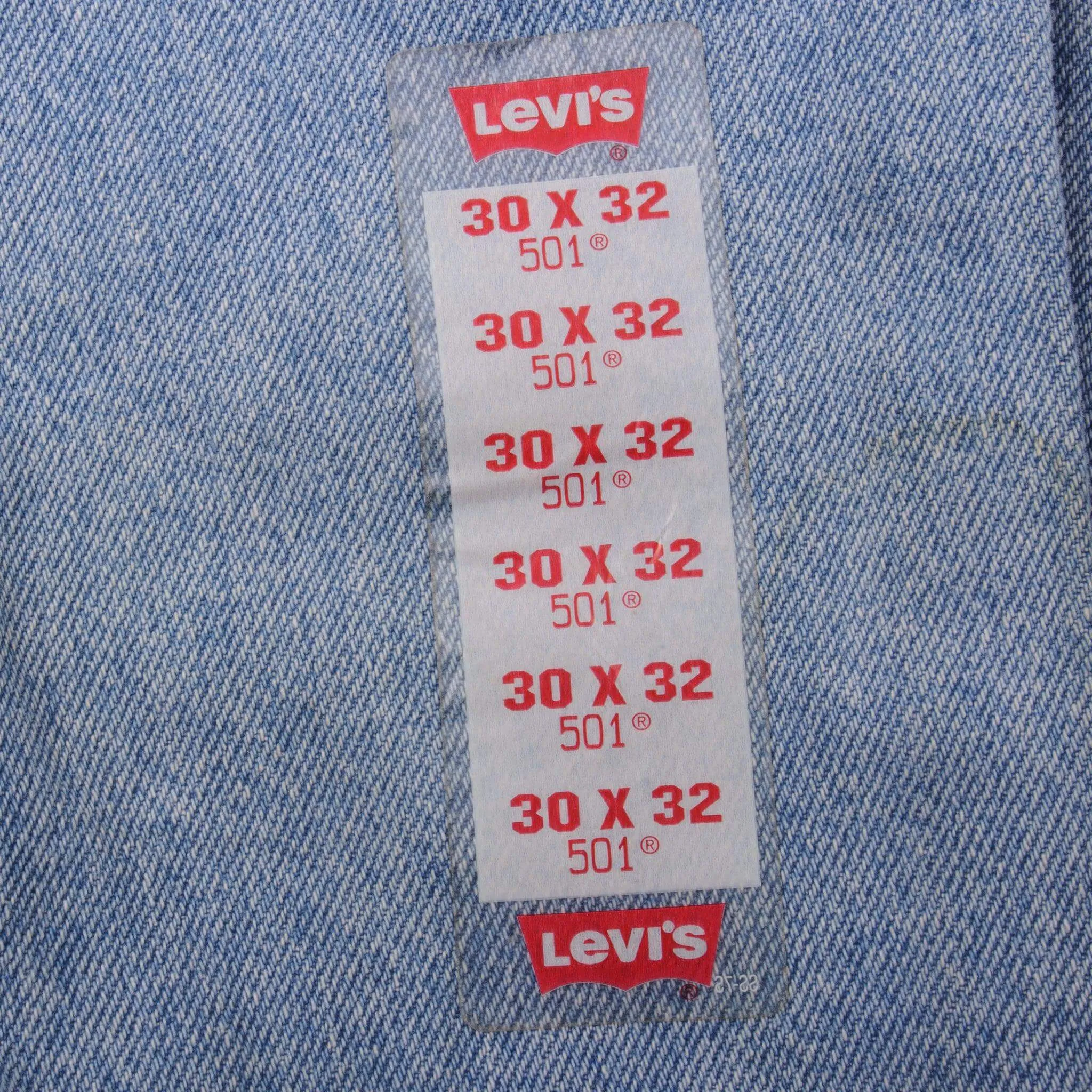 VINTAGE LEVIS 501 PRESHRUNK JEANS 1993 SIZE 30X32 W30 L32 MADE IN USA DEADSTOCK