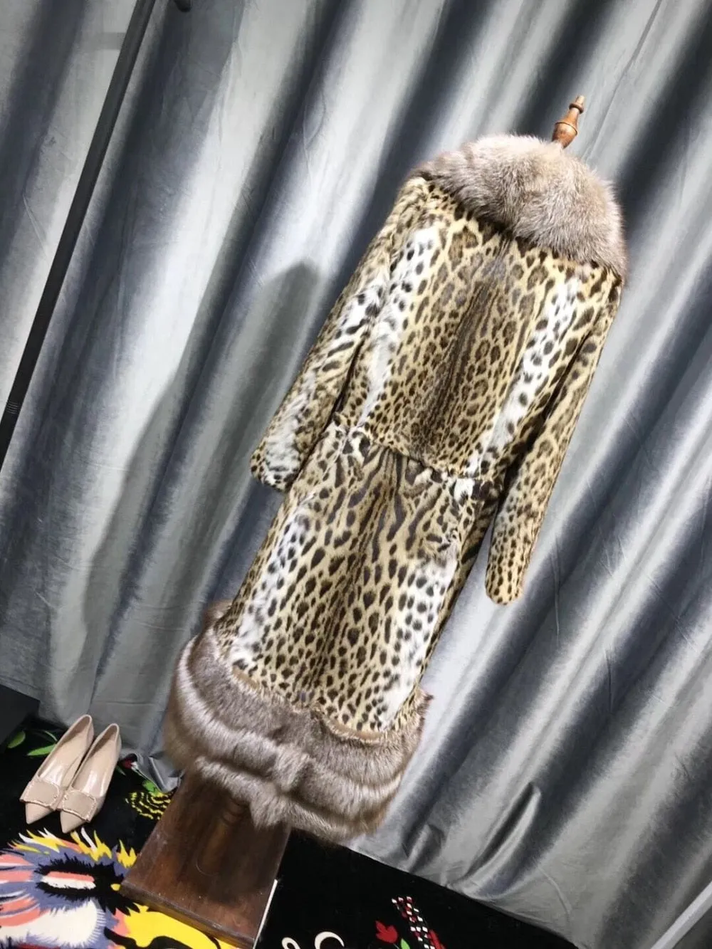 X-Long Real Beaver Fur  Whole Skin With Red Fox Big Lapel Collar Removable Coat